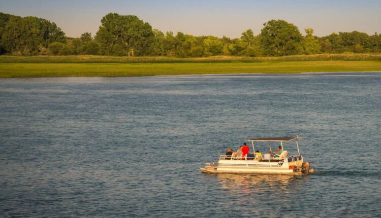 Cons Of Pontoon Boats